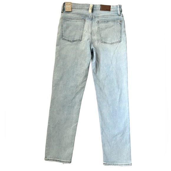 Madewell Tall Mid-Rise Classic Straight Jeans in Wellingford Wash: Knee-Rip Edit - Picture 12 of 14